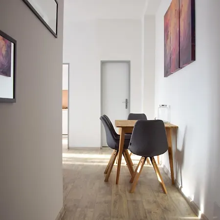 Skyline Family With Terrace - Center דירה פראג